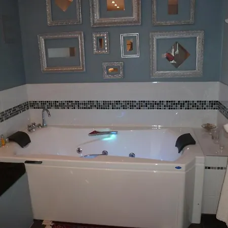 Le Bellini Oda ve Kahvaltı Lyon